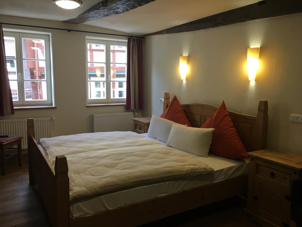 Fachwerk-hotel Eisenbart 3*