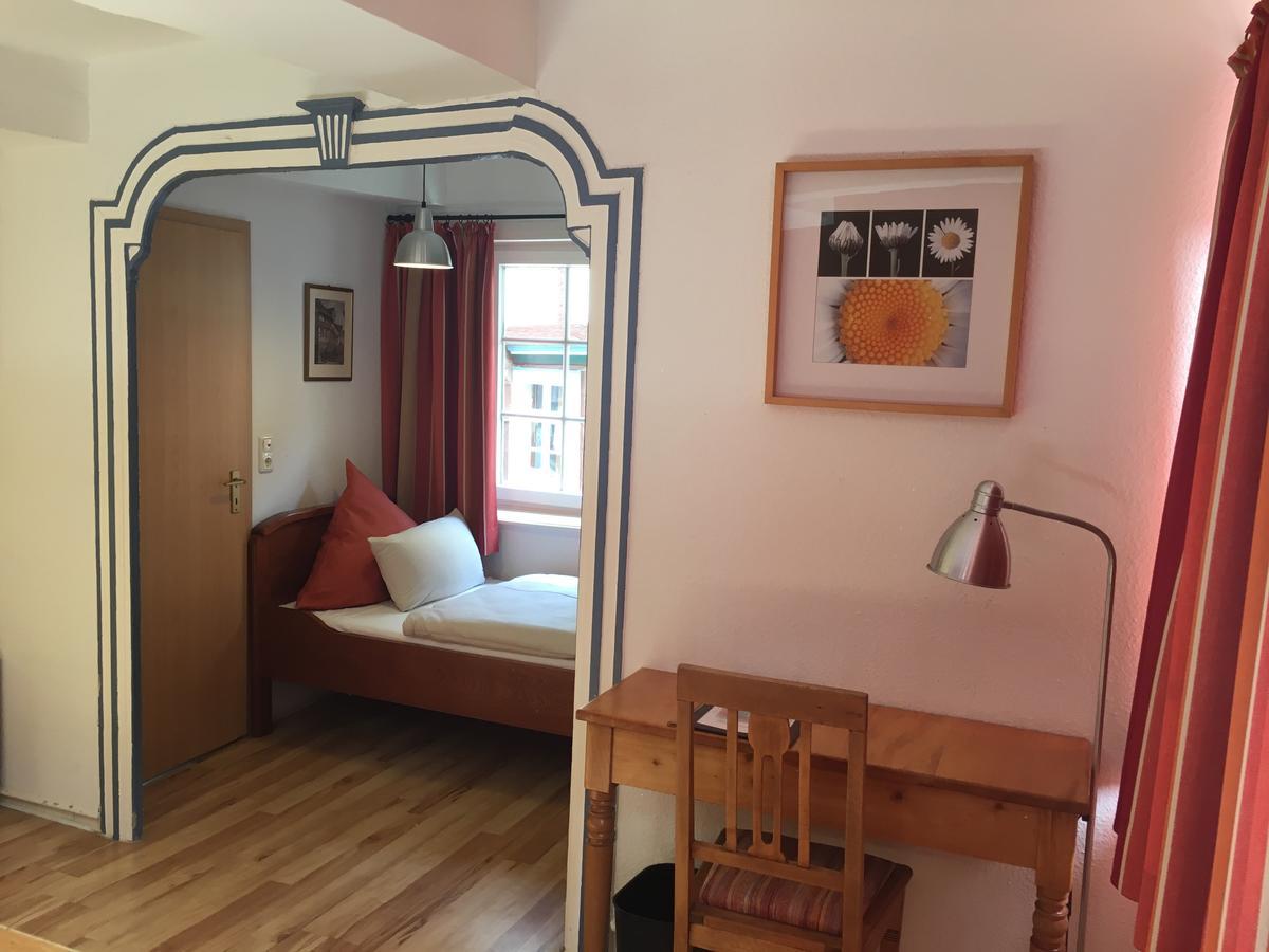 埃森巴特·汉诺弗什·穆登酒店（Hotel Fachwerk-Hotel Eisenbart Hannoversch Münden）