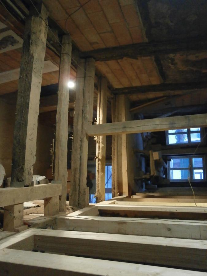 埃森巴特·汉诺弗什·穆登酒店（Hotel Fachwerk-Hotel Eisenbart Hannoversch Münden）
